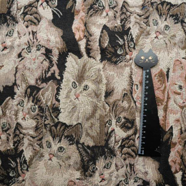 かわいい猫柄 ジャカード生地 [3009] | iichi 日々の暮らしを心地よく