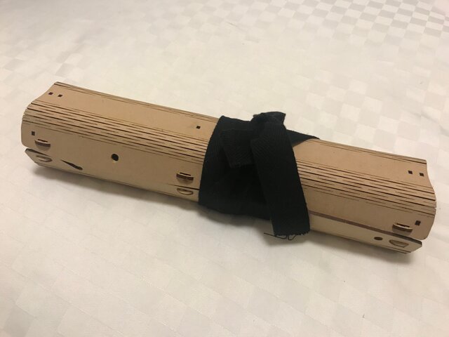 Laptop Charkha（ラップトップチャルカ） | iichi 日々の暮らしを