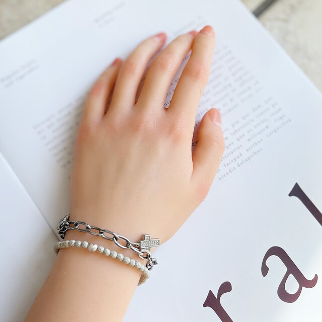 北投石 細身 天然石 ブレスレット Olivia c705 | iichi 日々の暮らしを