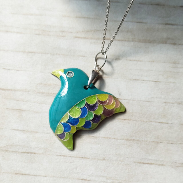 七宝焼 千鳥のネックレス | iichi 日々の暮らしを心地よくする