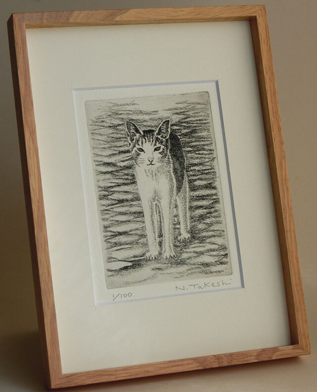 猫・2024/銅版画(額あり） | iichi 日々の暮らしを心地よくする