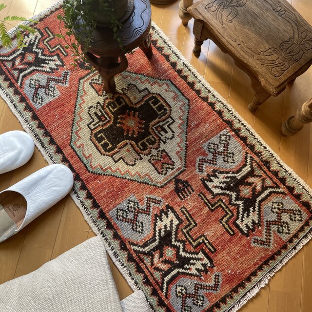 トルコ ヴィンテージラグ メダリオン オレンジピンク トルコ