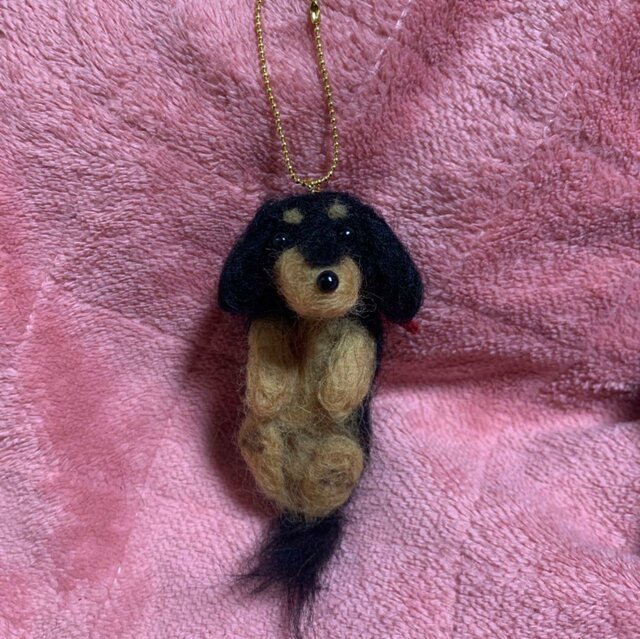 羊毛フェルトハンドメイドミニチュアダックス | iichi 日々の暮らしを