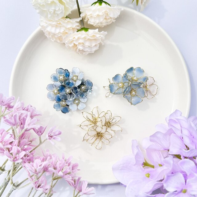 ネモフィラの帯留め・ブローチ（2way）orポニーフック スカイブルー