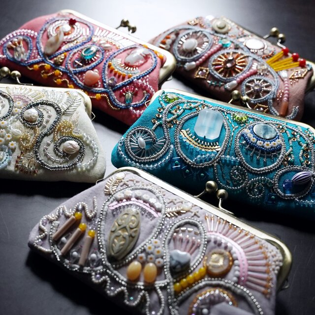 ビーズ刺繍のがま口 No.1｜オールドピンク｜ガーゼ素材｜マチなし