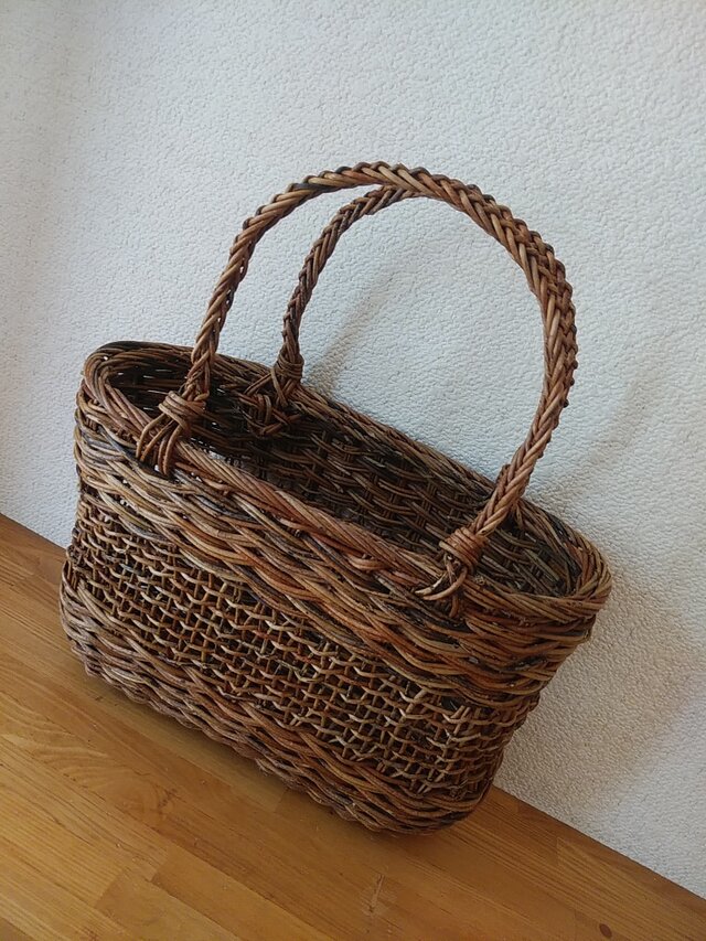 ♪ 北海道十勝バスケット あけびかご3（展示） | iichi 日々の暮らしを