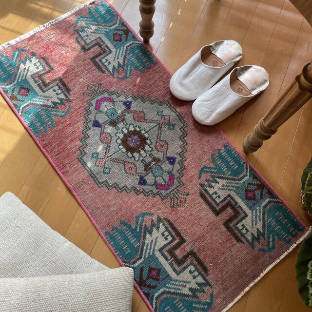 60×90 ボルドー ピンク メダリオン トルコヴィンテージラグ パッチ