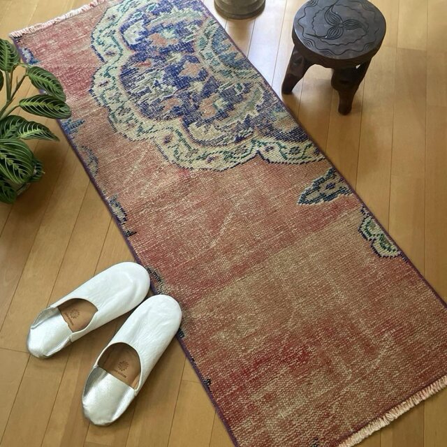 トルコヴィンテージラグ 205×122 モーヴピンク フラワー トルコラグ