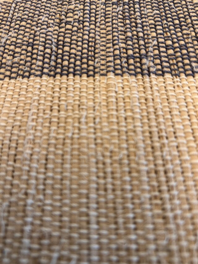 裂き織りのテーブルセンター | iichi 日々の暮らしを心地よくする