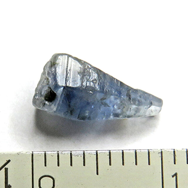 サファイア原石 結晶 スリランカ産 2.5ct trg261 | iichi 日々の暮らし