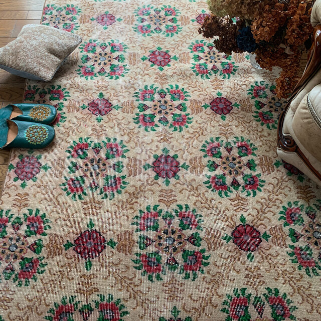 トルコヴィンテージラグ 200×114フラワー 均等柄 ルビーレッド モカ