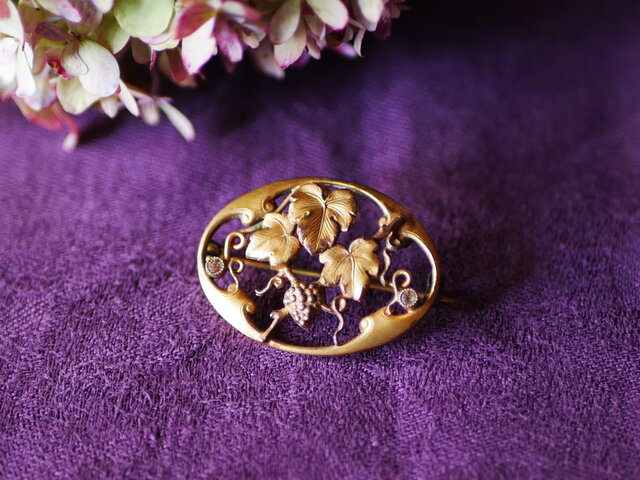 葡萄 ブドウのブローチ アンティークブローチ フランスアンティーク