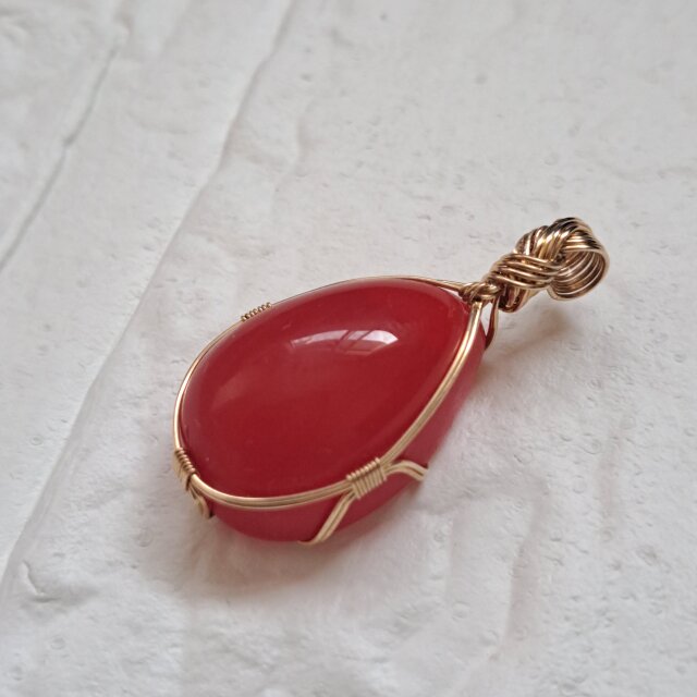 インドネシア産 アンダラクリスタル レッド 女神巻き® ペンダント