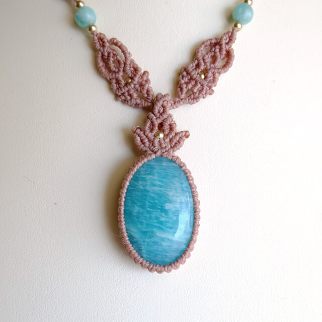アマゾナイト（ロシア産）マクラメ編みペンダントネックレス 天然石