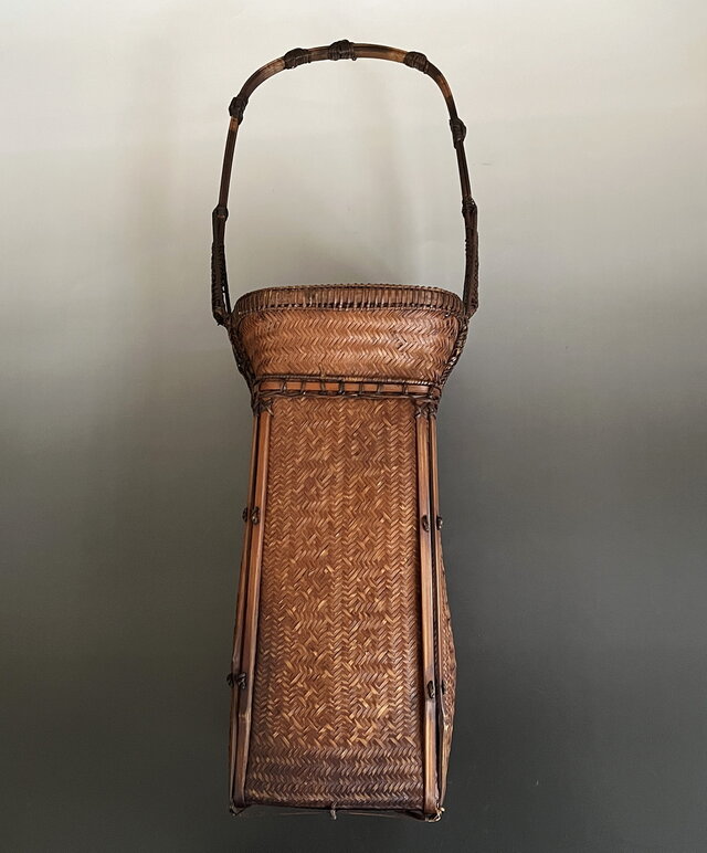 竹籠 花入れ 工芸品 茶道具 高さ63cm yk275 | iichi 日々の暮らしを