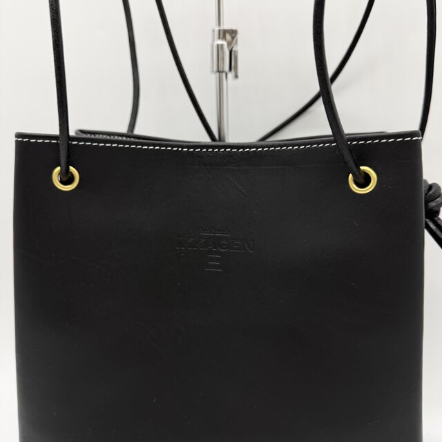 レザースクエアショルダーバッグ（ハンドメイド／ボックス型／底板付