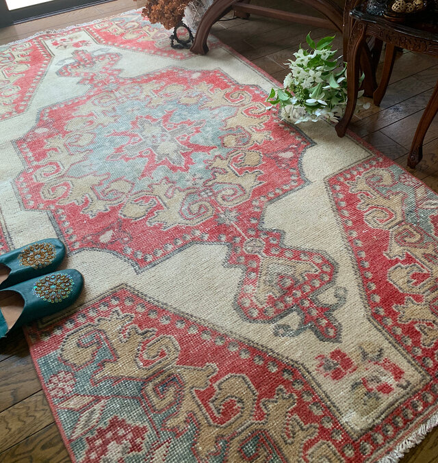 アヴァノスラグ ミルキーレッド グリーン 200×105 トルコヴィンテージ