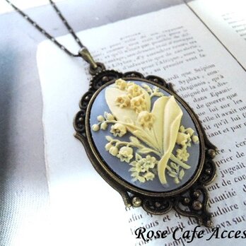 すずらんのネックレスの通販 | iichi 日々の暮らしを心地よくする