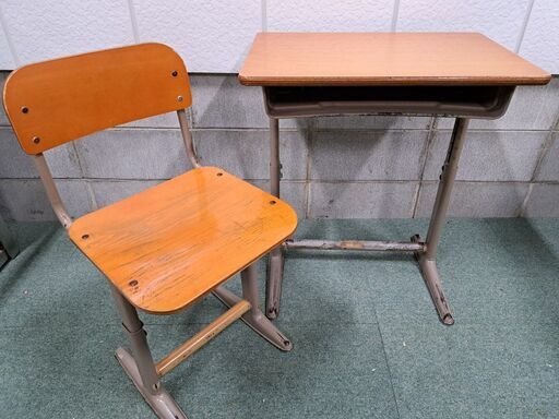 8セットあり KOKUYO コクヨ 学習机 椅子セット 勉強机 学校 塾 昭和