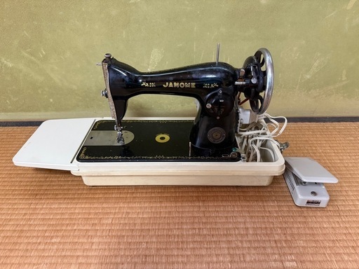 極美品 95年 ジャノメミシン アンティーク 電動 ペダル付き 極美品 95