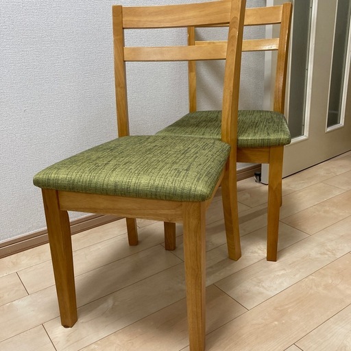 イス 2脚 (藤本将大) 北習志野の椅子《チェア》の中古あげます・譲り