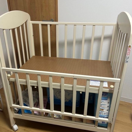 KATOJI ベビーベッド (17) 西川原のベビー用品《ベビーベッド、家具