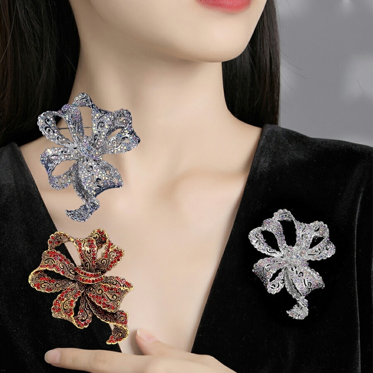 デザインブローチ シルバー 入園式[品番：XL000002862]｜SLENDER