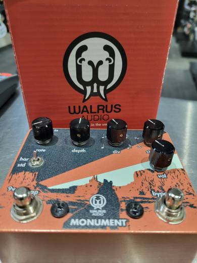 Gear Hunter | Walrus Audio - MONUMENT V1