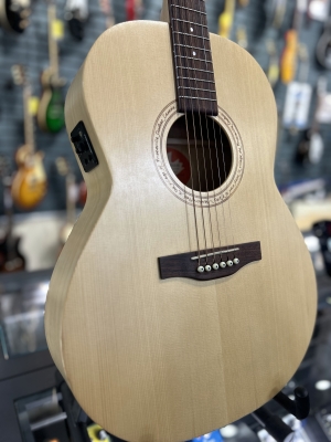 ギター Norman Expedition Nat Folk Solid Spruce Norman Expedition