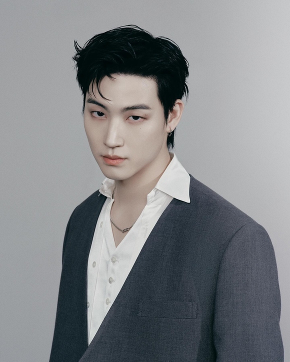 GOT7のJAY B、SNS写真から有名インフルエンサーとの熱愛説が浮上…お