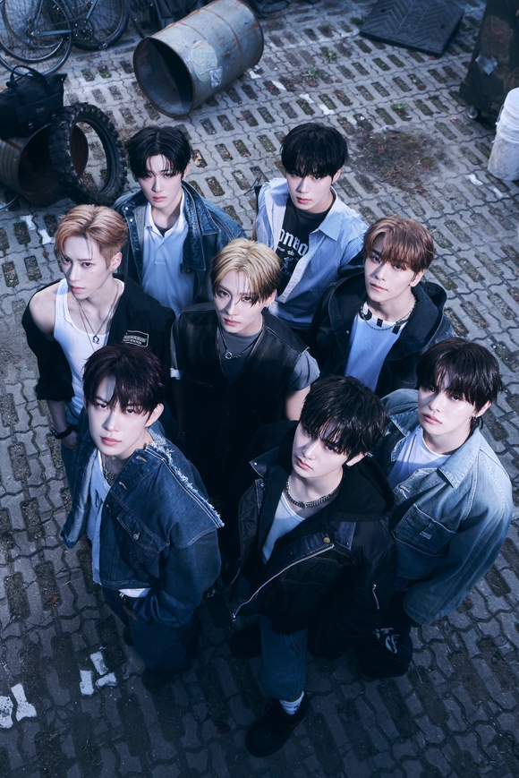 ALPHA DRIVE ONE、1stミニアルバム「EUPHORIA」FREAK ALARMバージョン