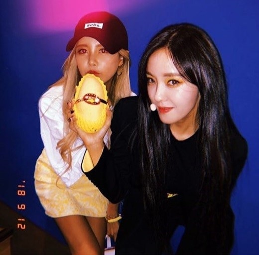 T-ARA ヒョミン、ウンジョン＆キュリとの友情ショット公開“マンゴー