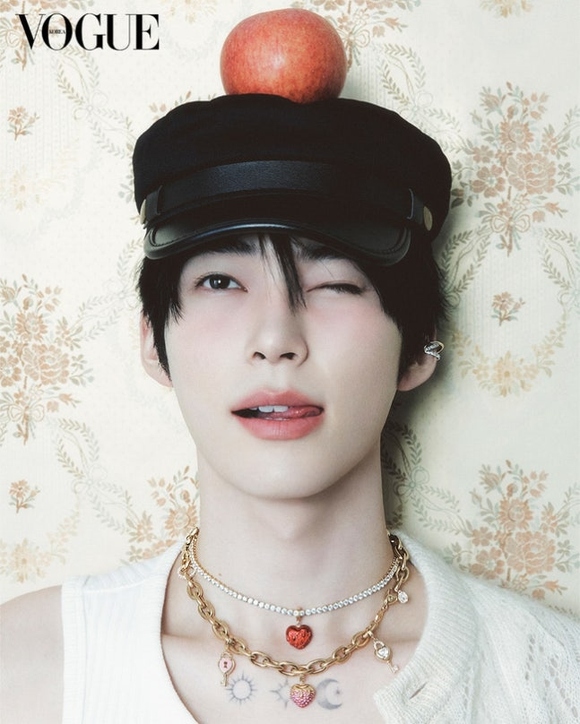 ZEROBASEONE ソン・ハンビン「スワロフスキー」の新ブランド