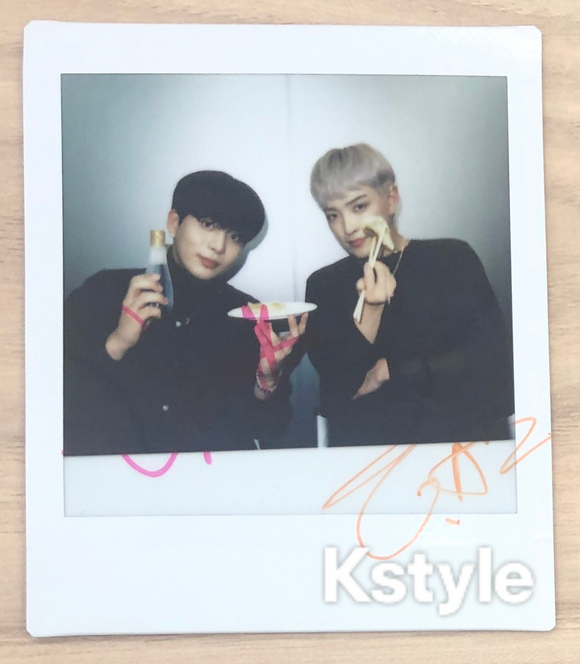 ATEEZ ユノ サイン入りポラロイド トレカ セット 【公式通販】