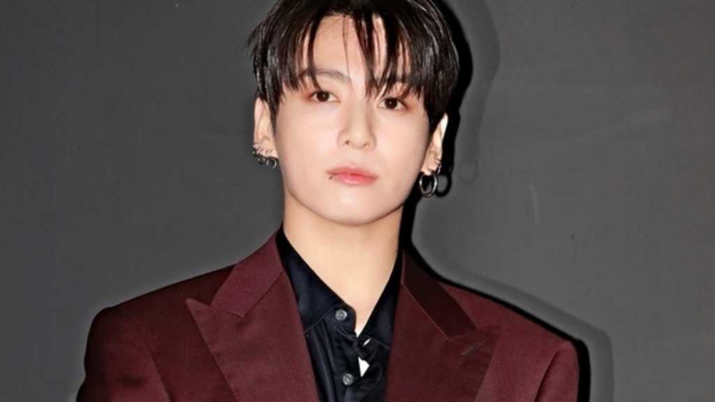 BTS ジョングク、過去の喫煙告白・事務所への不満も…“飲酒配信”での