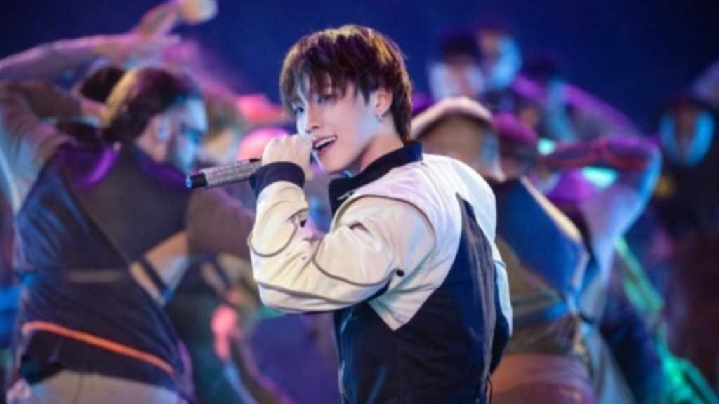 SEVENTEEN ディノ、eスポーツW杯の開幕式に観客熱狂！豪華アーティスト