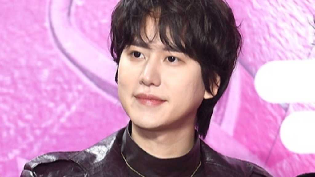 SUPER JUNIOR キュヒョン、デビュー20周年記念ツアーのソウル公演で