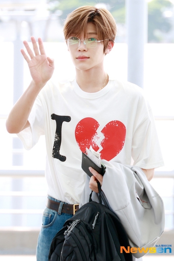 PHOTO】NCT WISH、ファンサイン会のため中国へ出国（動画あり） - Kstyle