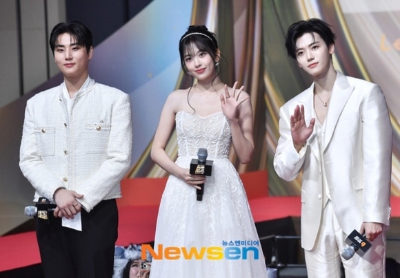 PHOTO】DAY6のYoung K＆NCT DREAM ジェミン＆IVE ユジン「2025 SBS歌謡