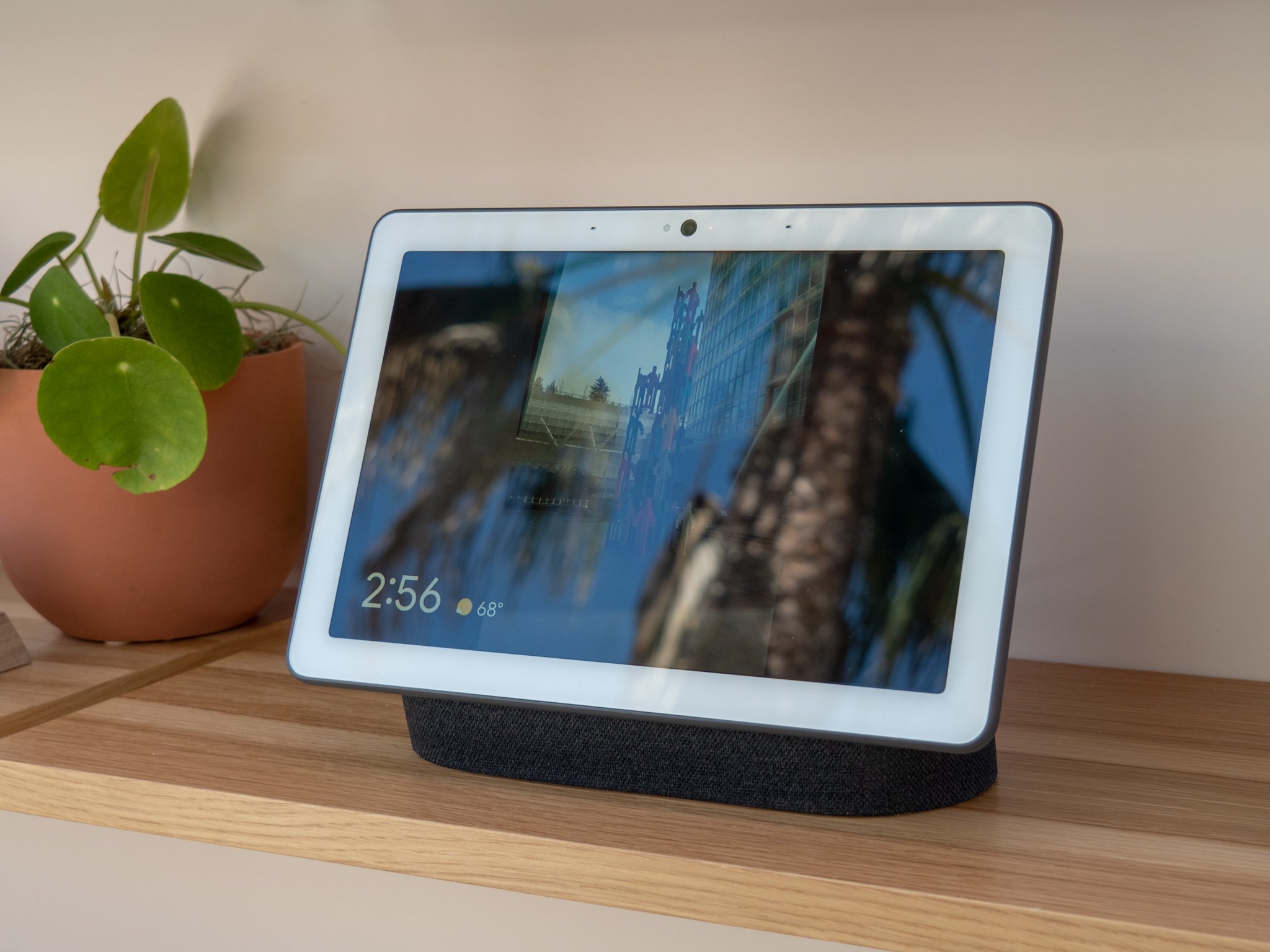 Google Nest Hub Max hands-on: A great all-in-one for your smart