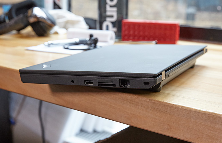 Lenovo ThinkPad X270 Review: Great Portability and Productivity