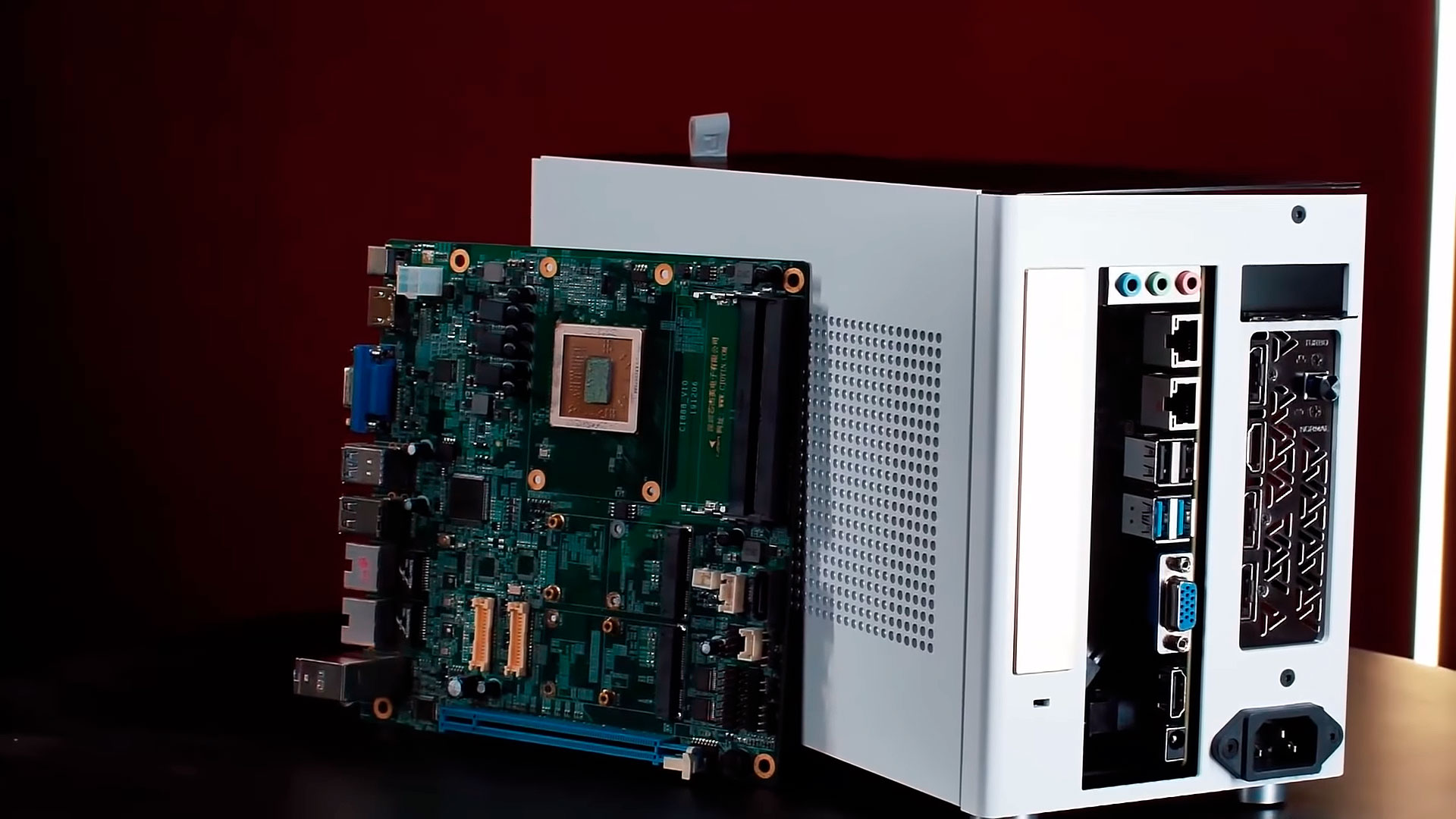 China-Made Zhaoxin CPU Hits Retail Market | Tom's Hardware