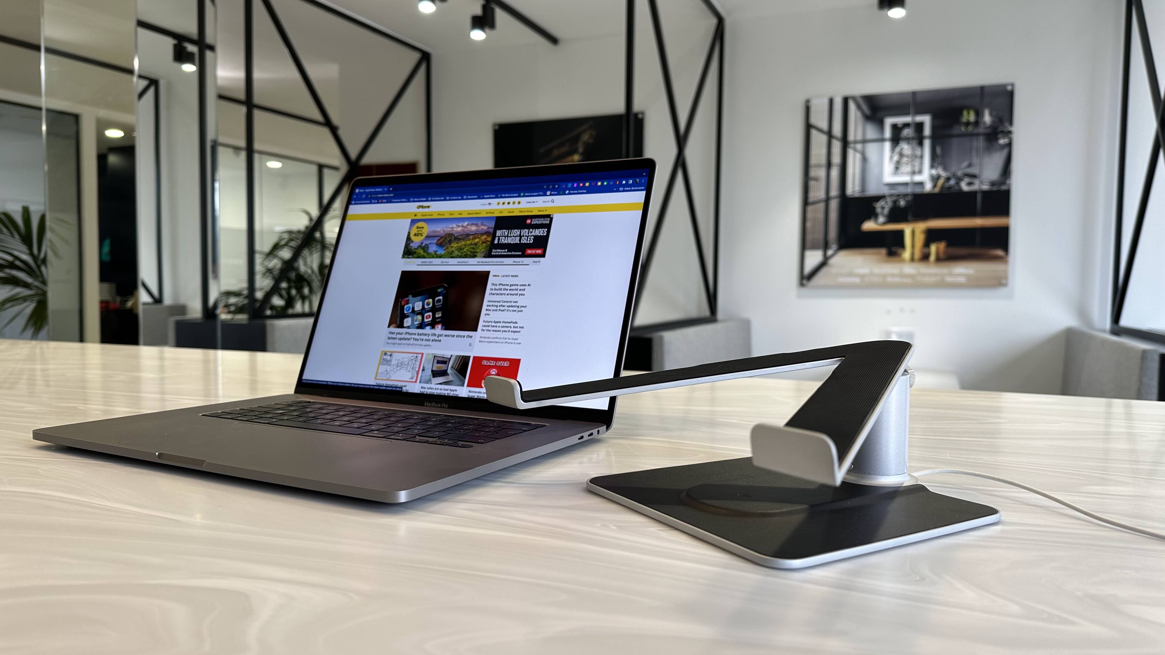 Twelve South HiRise Pro MacBook Stand: An awkward riser with BYO