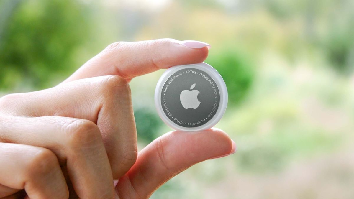 Apple AirTags' anti-stalking features come with a dangerous