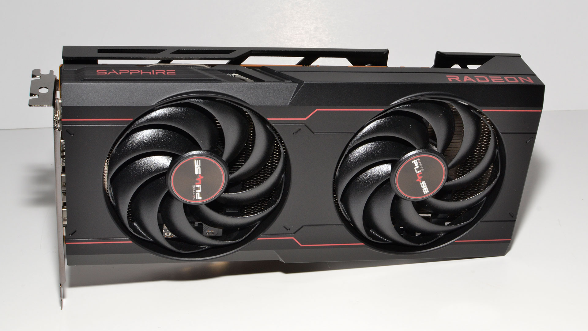 Sapphire Radeon RX 6600 XT Pulse Design and Features - Sapphire
