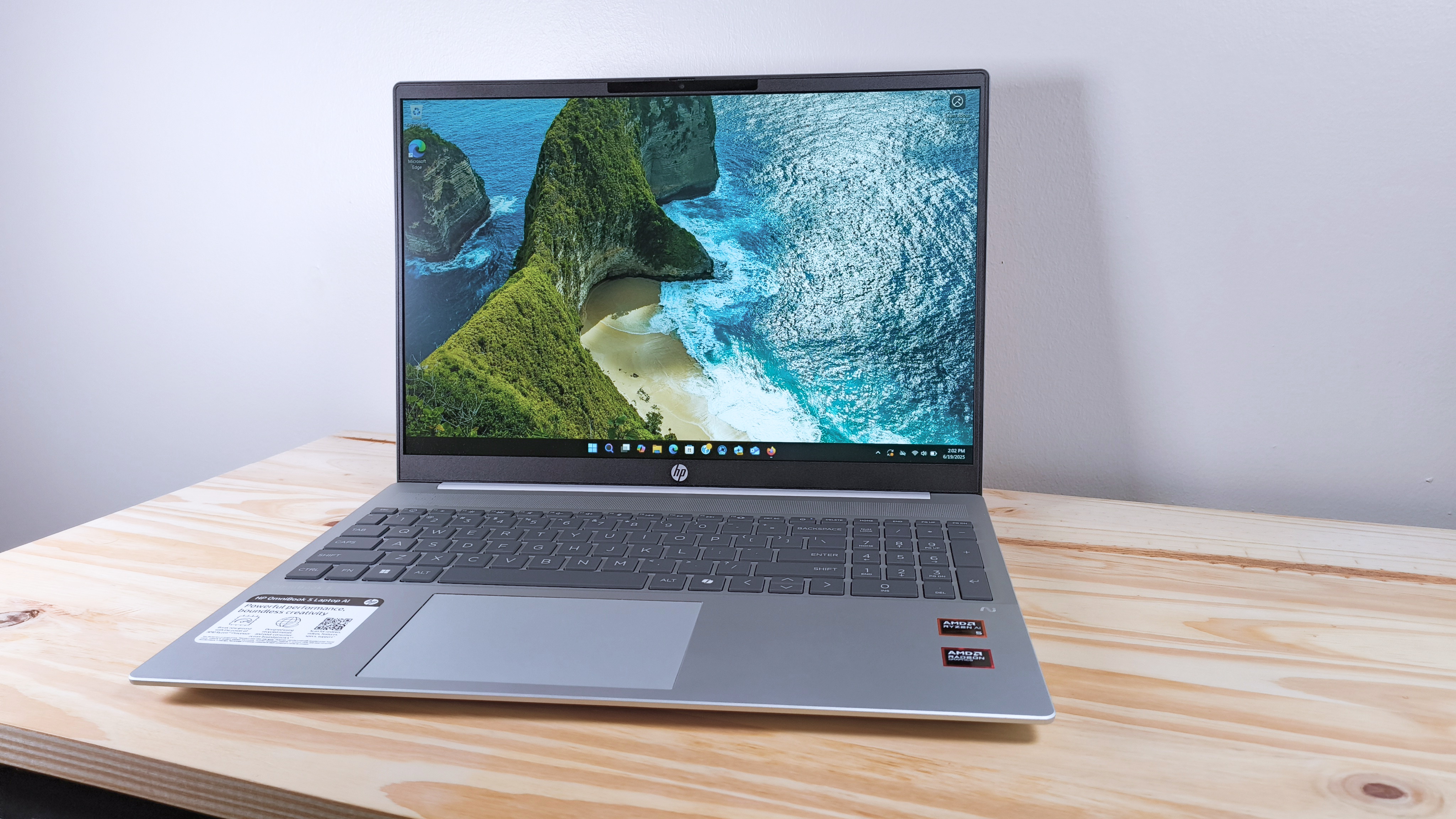 Toshiba Qosmio X505 - Review of the Toshiba Qosmio X505 | Laptop Mag