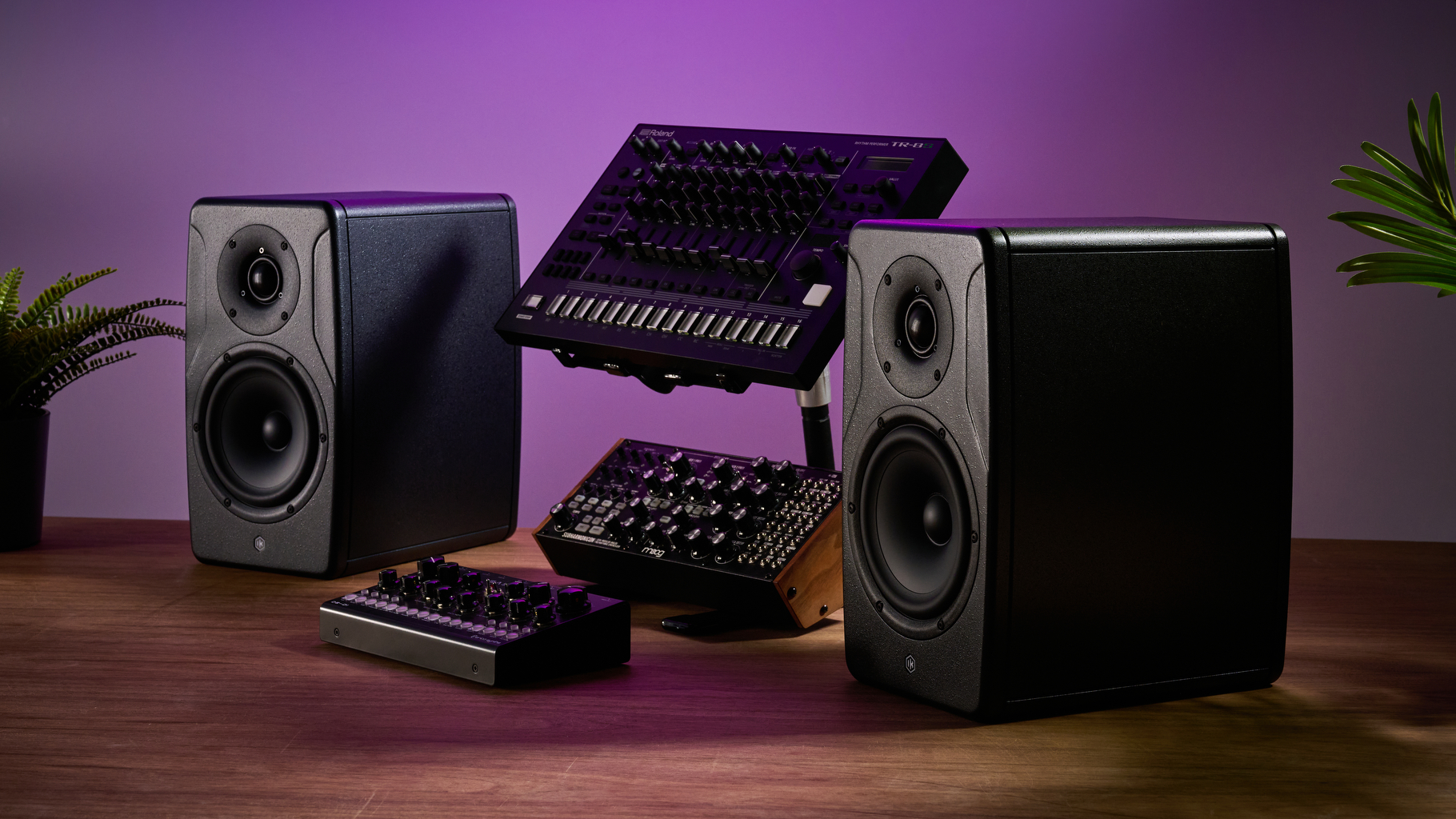 FIRST LOOK: IK Multimedia iLoud Micro Monitor | MusicRadar