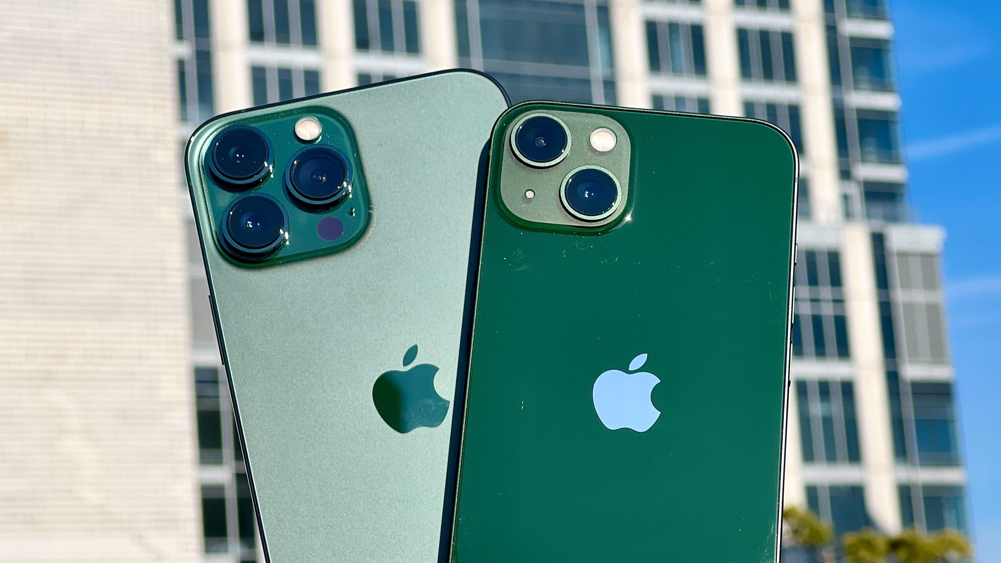 Green iPhone 13 and iPhone 13 Pro hands-on — here's how they look