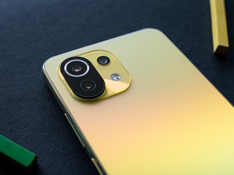 Xiaomi Mi 11 Lite 5G review: Standing out for all the right