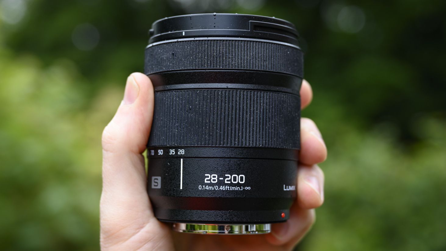 Panasonic Lumix S 28-200mm F4-7.1 Macro OIS review: the travel